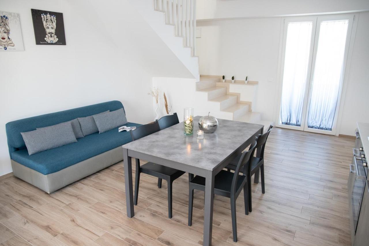 Casa Malaga Leilighet Marina di Ragusa Eksteriør bilde