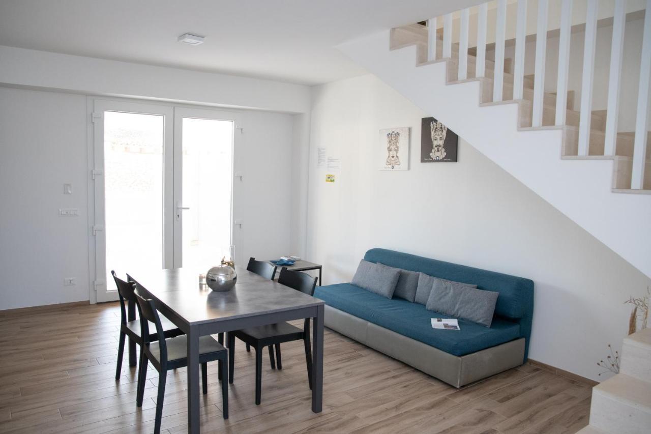 Casa Malaga Leilighet Marina di Ragusa Eksteriør bilde