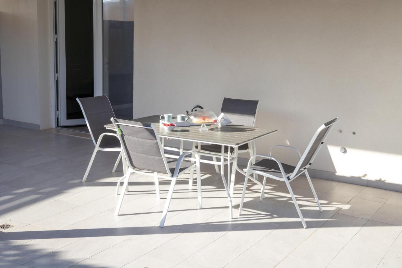 Casa Malaga Leilighet Marina di Ragusa Eksteriør bilde